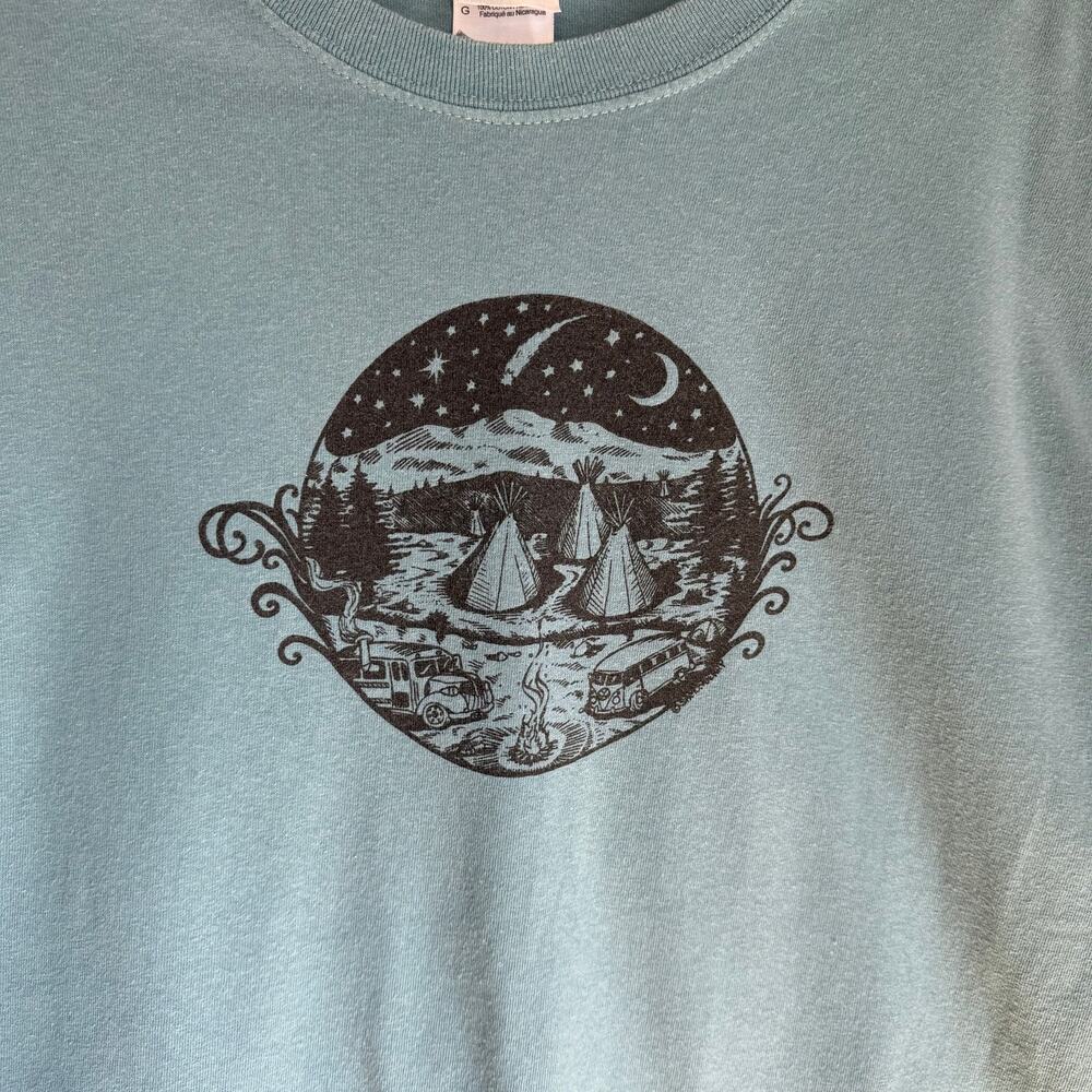GILDAN PNW Theme Unisex Large Blue Cotton T-Shirt Teepee Camping Night Sky